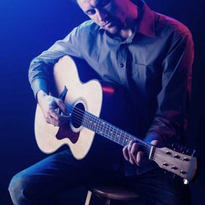 HIT ESCUELA DE MÚSICA – CLASES DE GUITARRA ACÚSTICA Clases de guitarra acústica